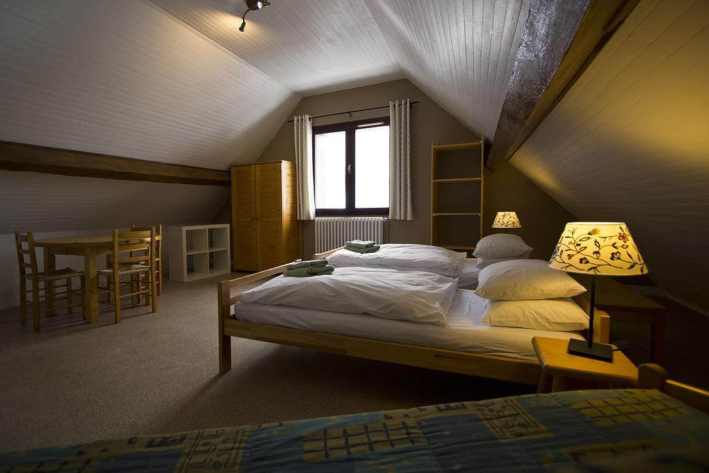Le Chateau D'Oz Bed and Breakfast Oz Habitación foto